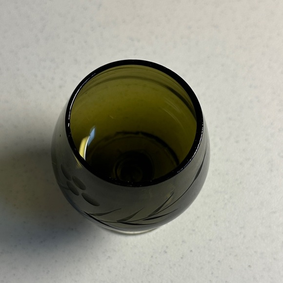 Green Glass Goblet - Picture 6 of 6